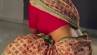 বড় কালো লিঙ্গ এবং কালপুডন01 ট্যাগ সহ আরজিভি-স্টাইলের ভিডিওতে স্ত্রীর প্রলোভনসঙ্কুল শরীর প্রকাশিত হয়।