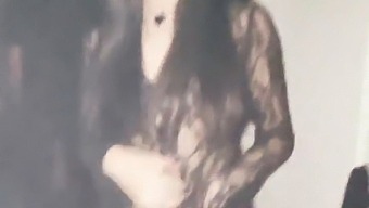 服装派对上的诱惑:我与陌生人的禁忌遭遇