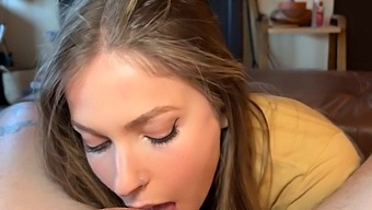 Intensives Gesichts-Ficken Und Cumshot In Einem Amateurvideo.