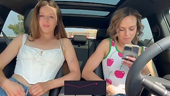 Nadia Foxx Und Serenity Cox Haben Eine Heiße Lesbenszene Mit Ferngesteuerten Lush-Vibratoren In Einem Auto In Einer Öffentlichen Durchfahrt.